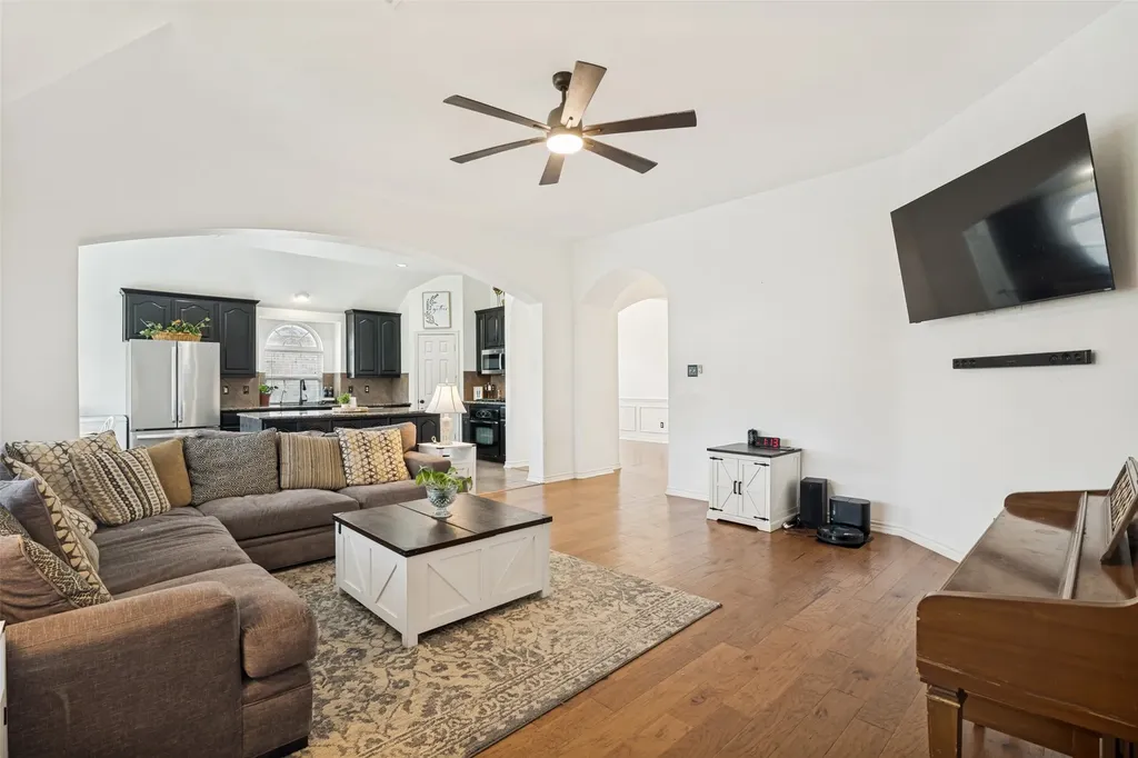 2216 Woodberry Drive Forney TX 75126
