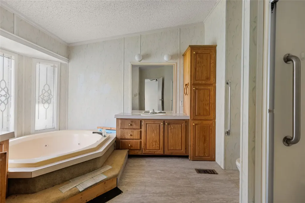 1413 Water Well Road Lorena TX 76655