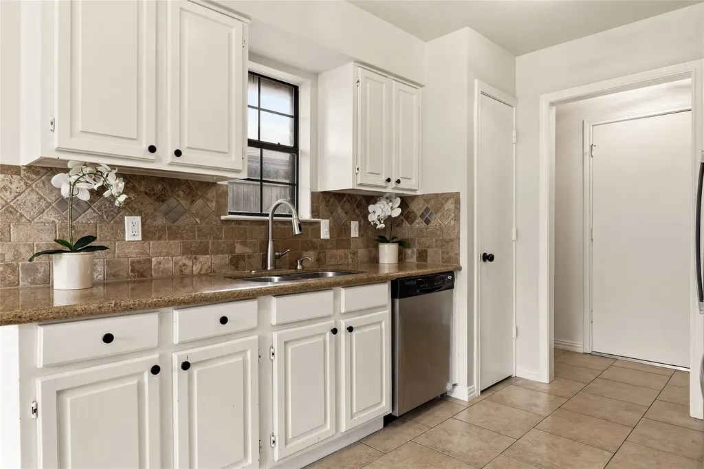2713 Yale Drive Rowlett TX 75088