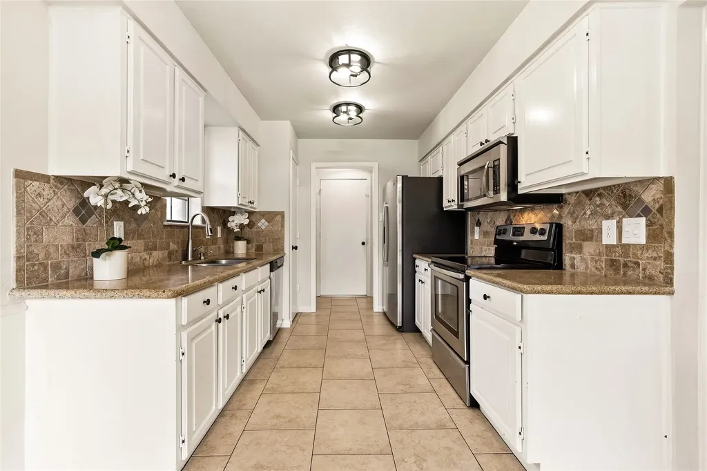 2713 Yale Drive Rowlett TX 75088