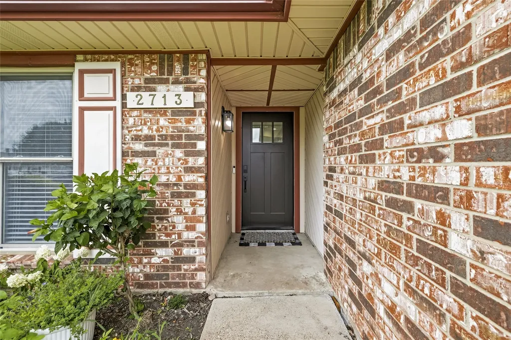 2713 Yale Drive Rowlett TX 75088