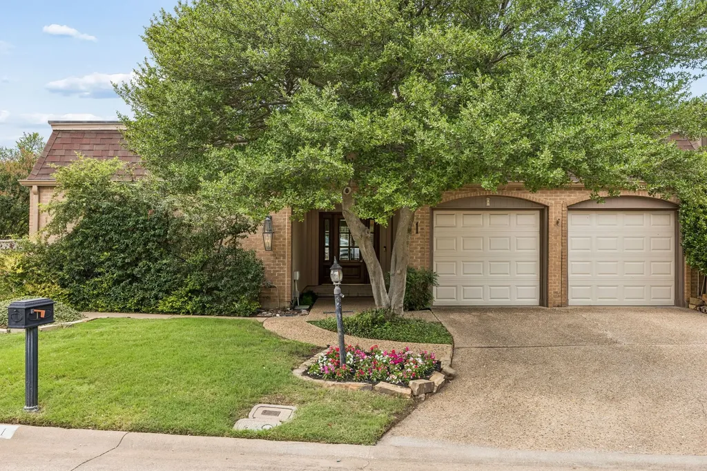 1 Crown Place Richardson TX 75080