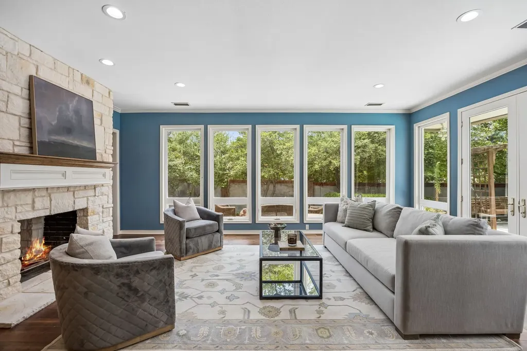 1 Crown Place Richardson TX 75080
