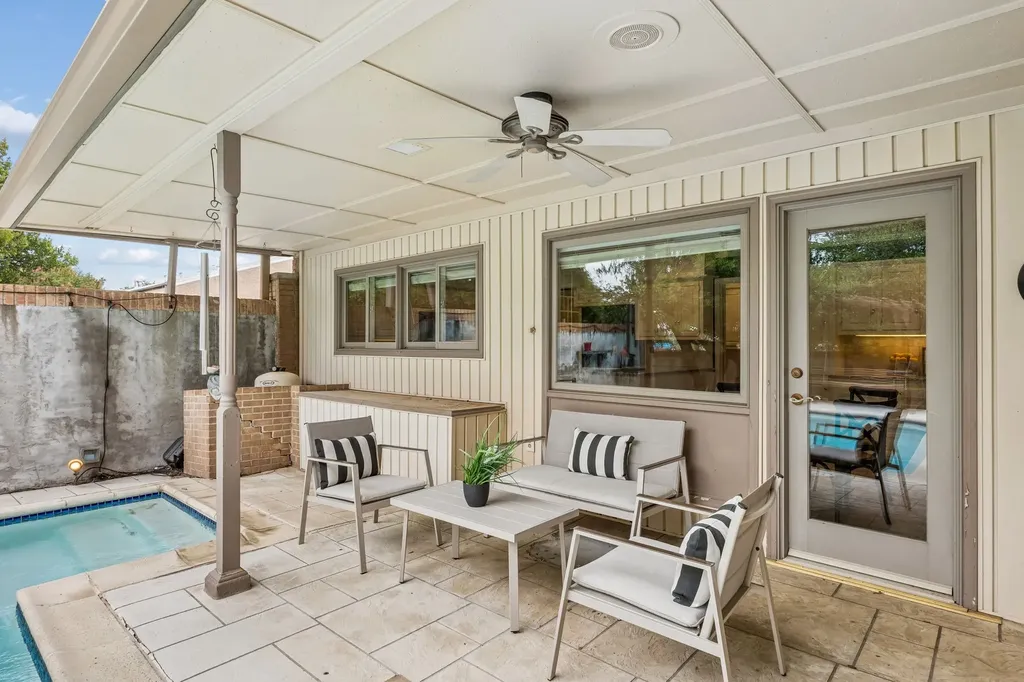 1 Crown Place Richardson TX 75080