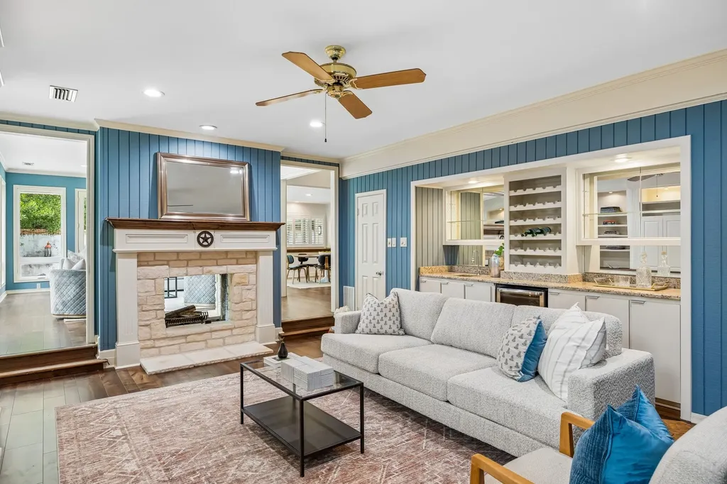 1 Crown Place Richardson TX 75080