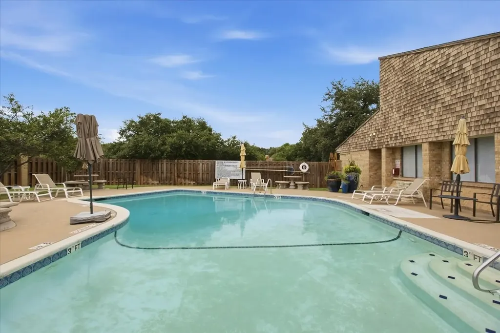 3702 Hulen Park Drive Fort Worth TX 76109