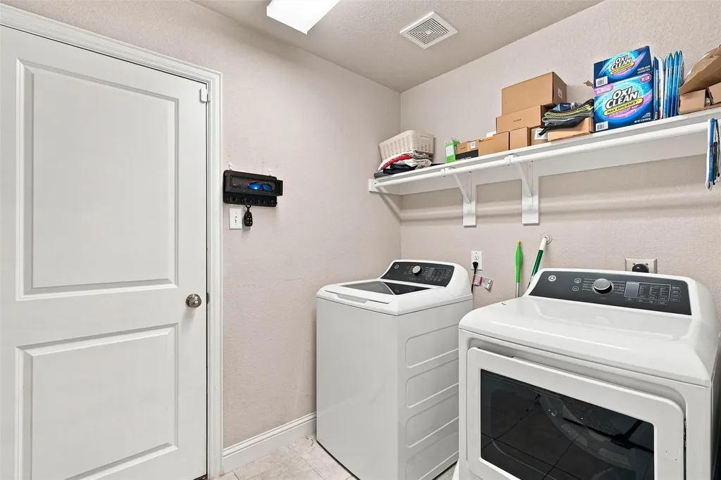 447 Paso Fino Street Robinson TX 76706