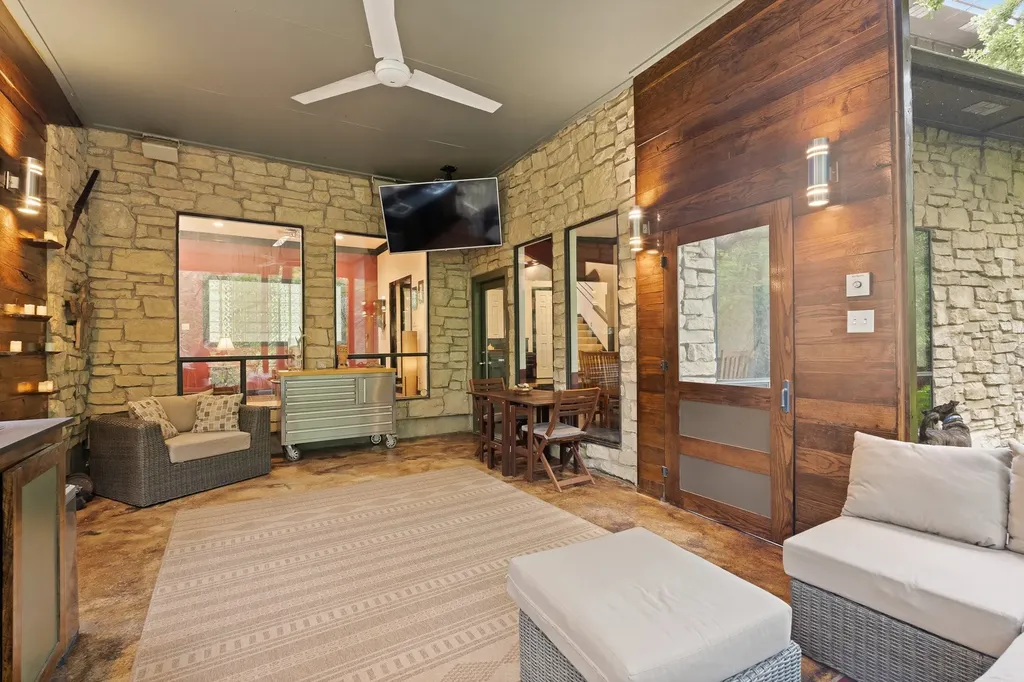 613 Armadillo Court Cedar Hill TX 75104