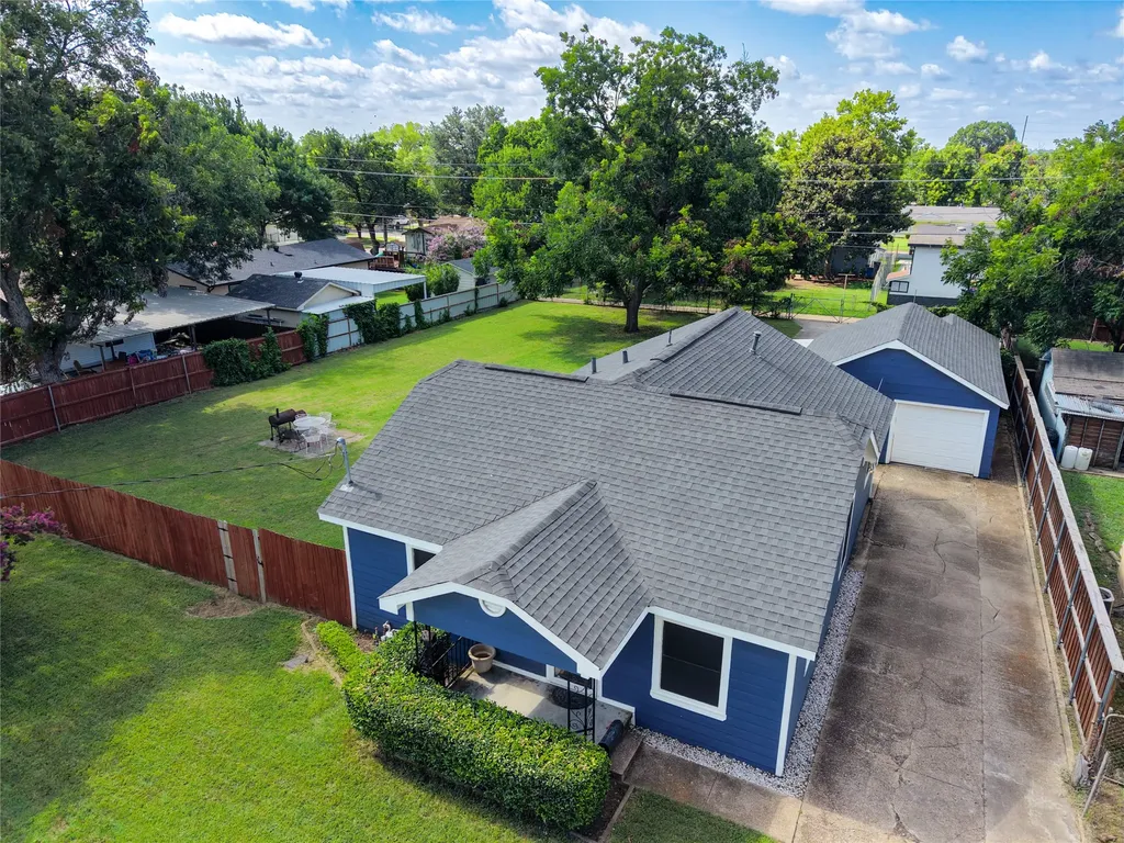 4014 Poinsettia Drive Dallas TX 75211