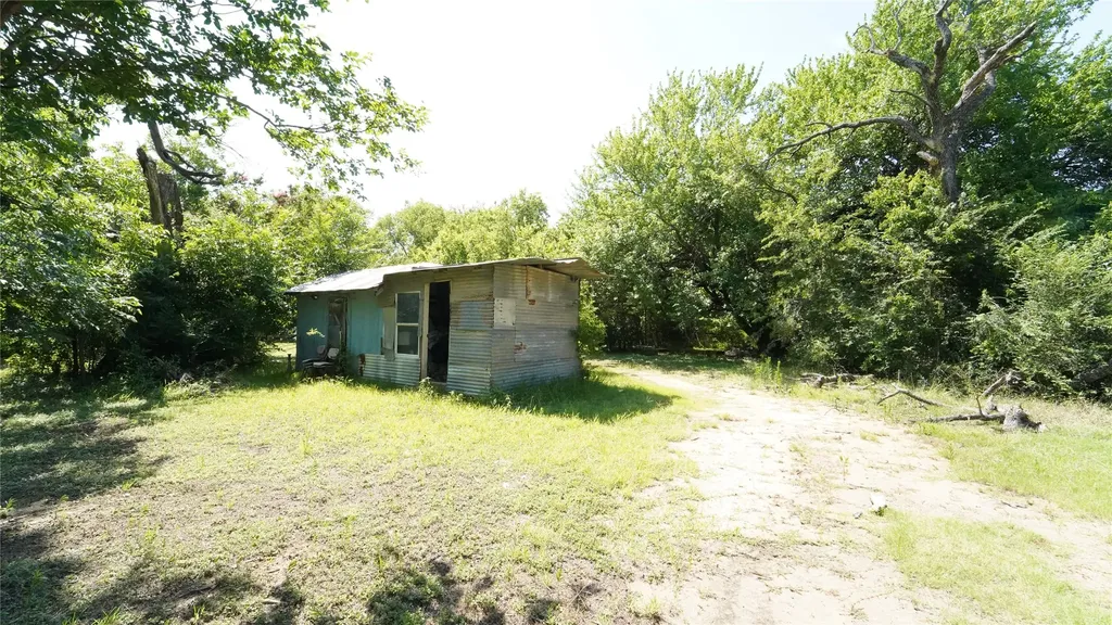 833 Carmela Court Cleburne TX 76031