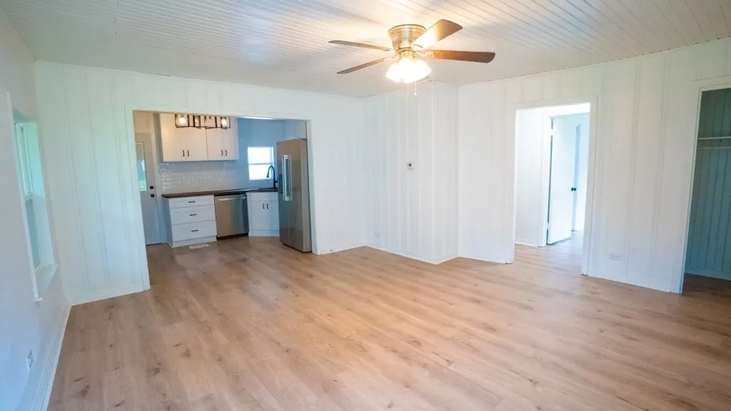 401 W Carolina Street Palestine TX 75803