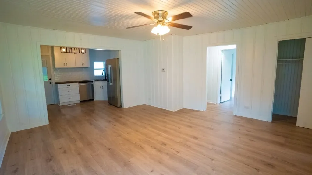 401 W Carolina Street Palestine TX 75803
