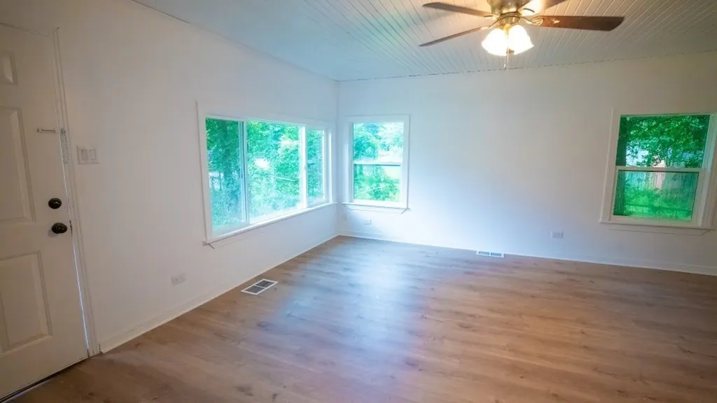 401 W Carolina Street Palestine TX 75803