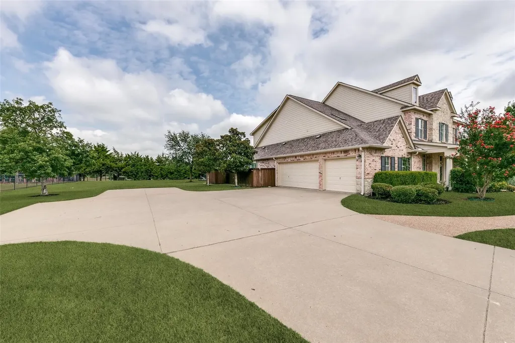 5901 Cox Farm Parker TX 75002