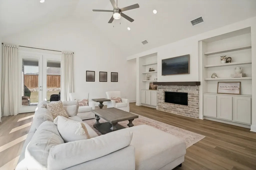 1046 Bearing Street Royse City TX 75189