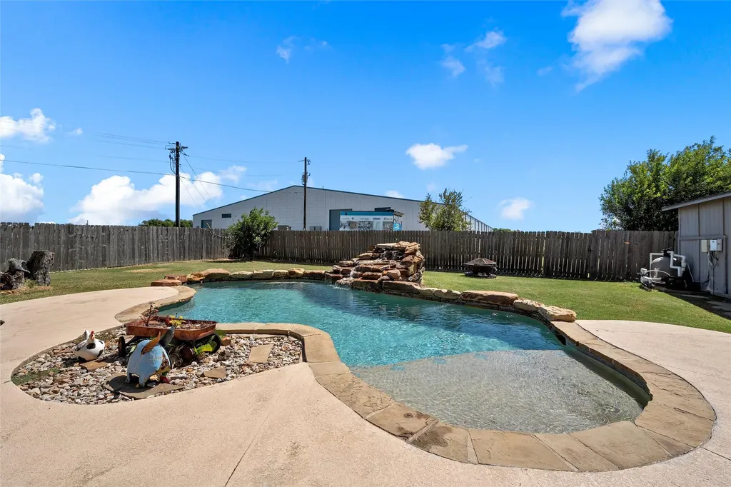 3696 Old Lorena Road Lorena TX 76655