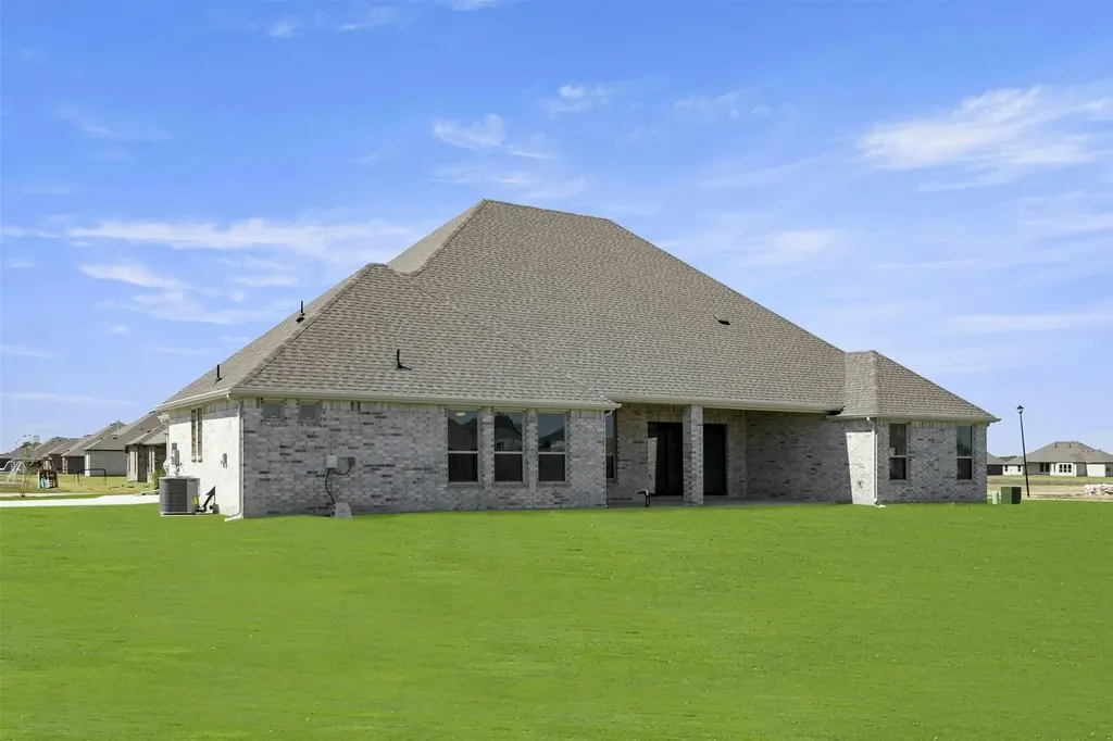 313 Hollingsworth Lane Glenn Heights TX 75154
