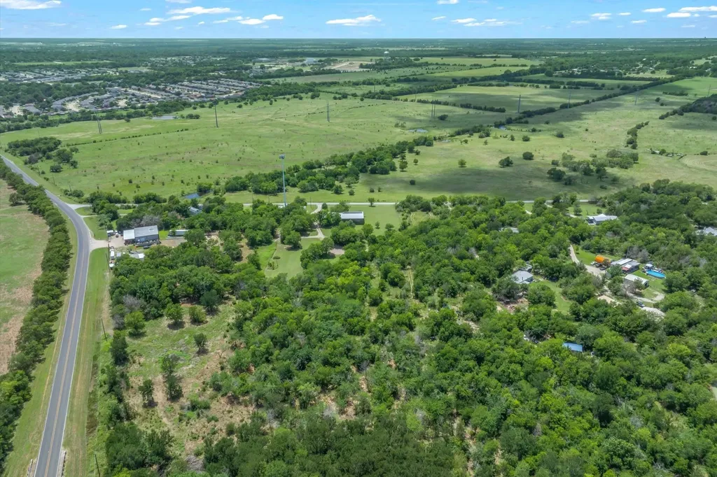 14076 County Road 318 Terrell TX 75160