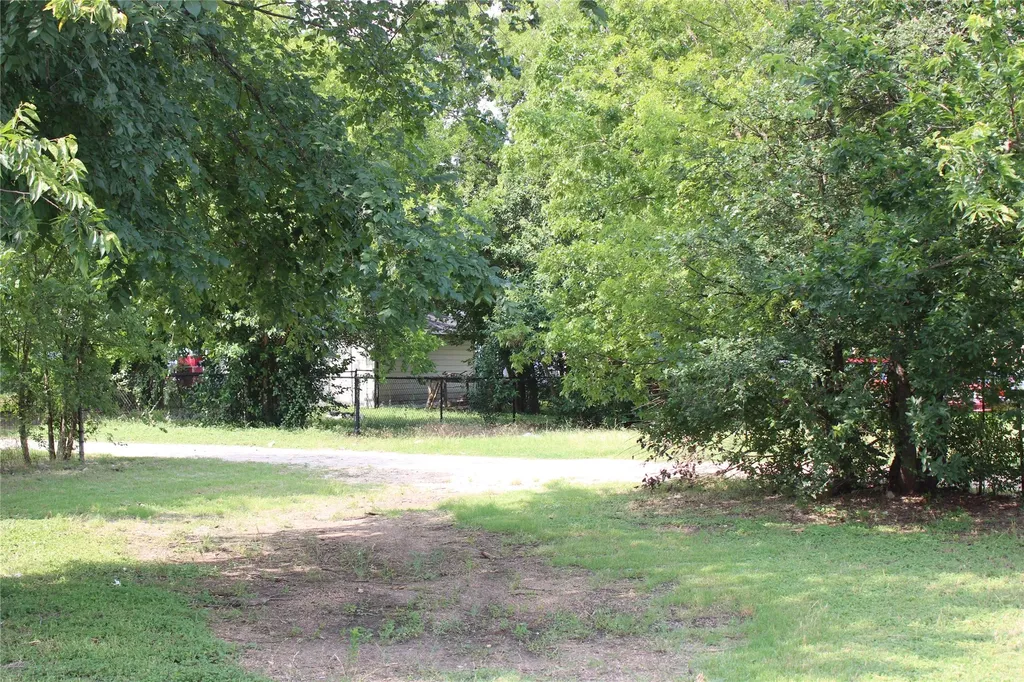 3732 N 23rd Street Waco TX 76708