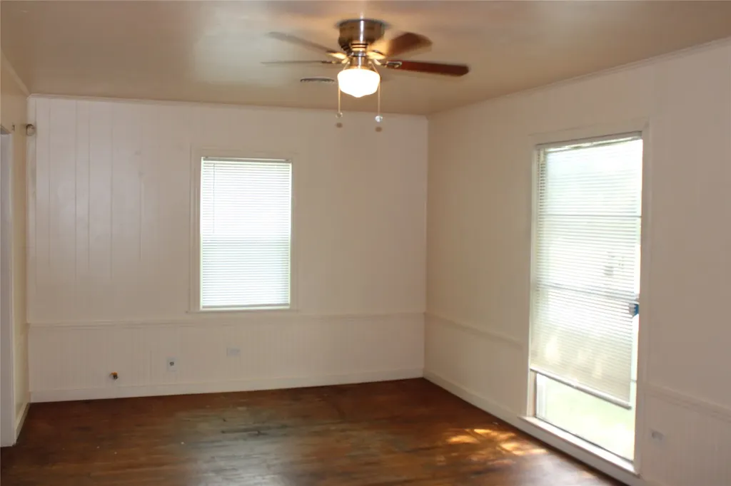3732 N 23rd Street Waco TX 76708