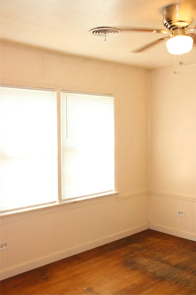3732 N 23rd Street Waco TX 76708