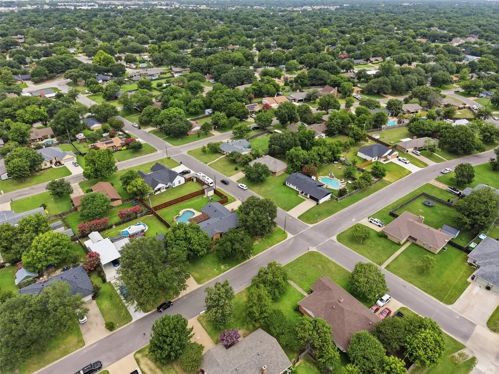 1300 Linda Court Cleburne TX 76033