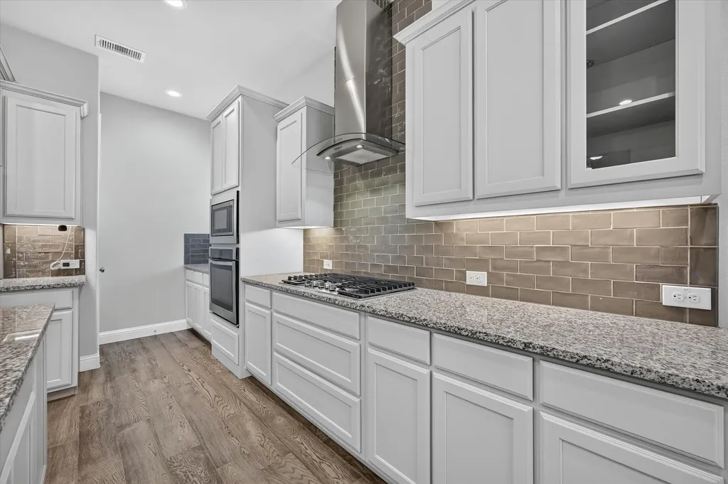 1901 Acton Lane Lantana TX 76226