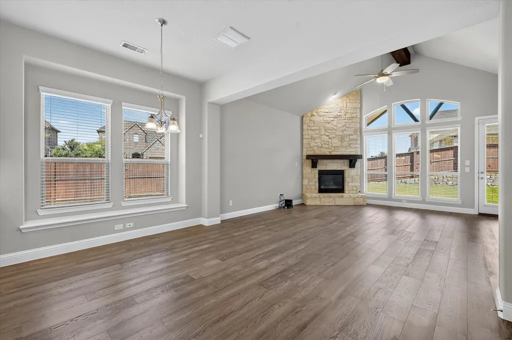 1901 Acton Lane Lantana TX 76226