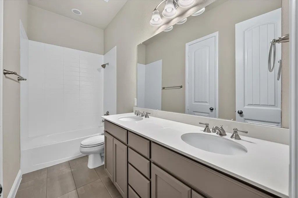 1901 Acton Lane Lantana TX 76226