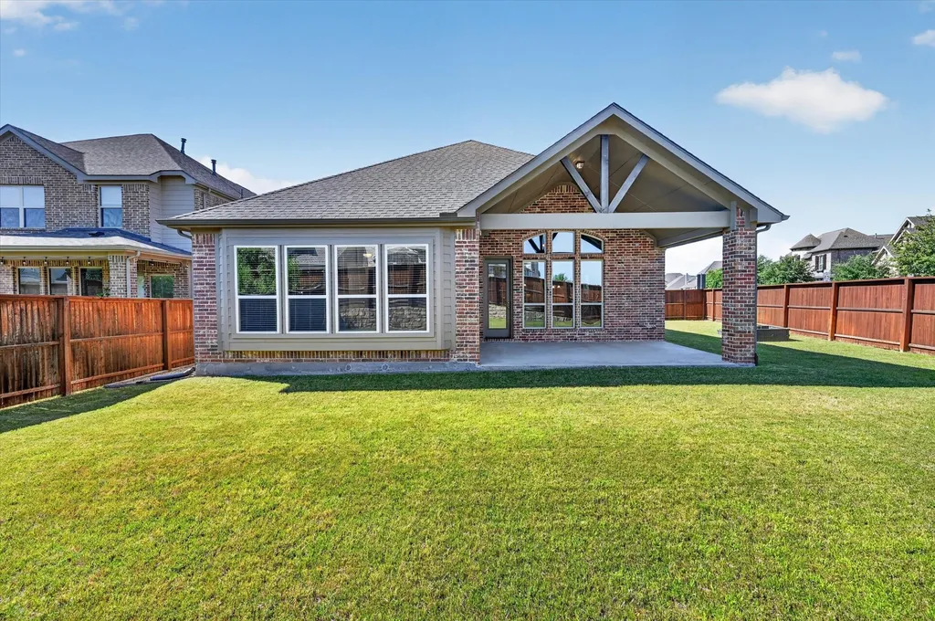 1901 Acton Lane Lantana TX 76226