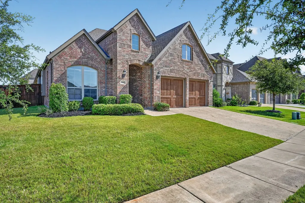 1901 Acton Lane Lantana TX 76226