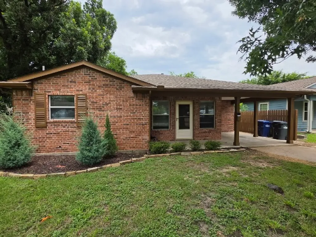 923 Rockwall Street Mckinney TX 75069