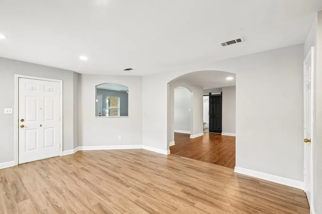 923 Rockwall Street Mckinney TX 75069