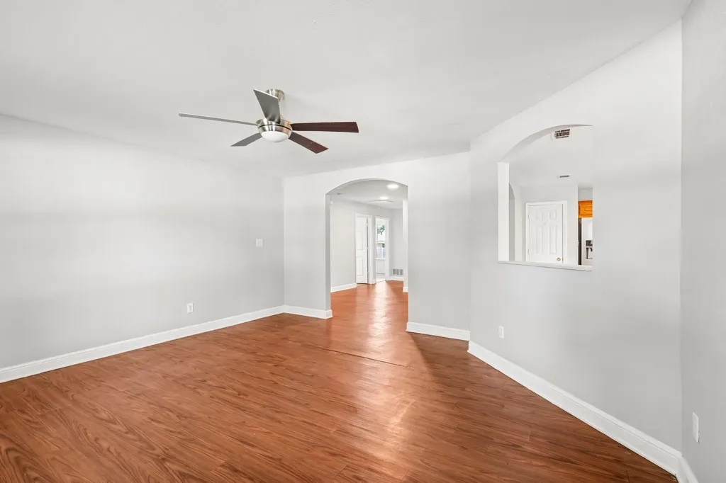 923 Rockwall Street Mckinney TX 75069