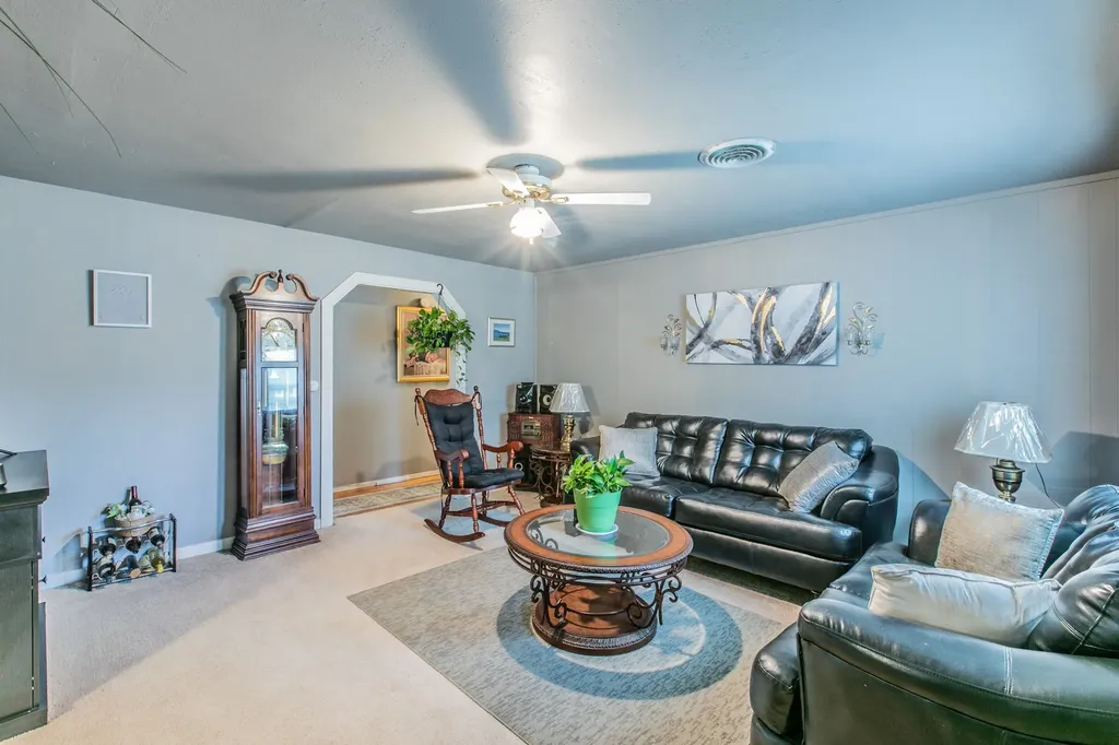4816 Inwood Drive Beverly Hills TX 76711