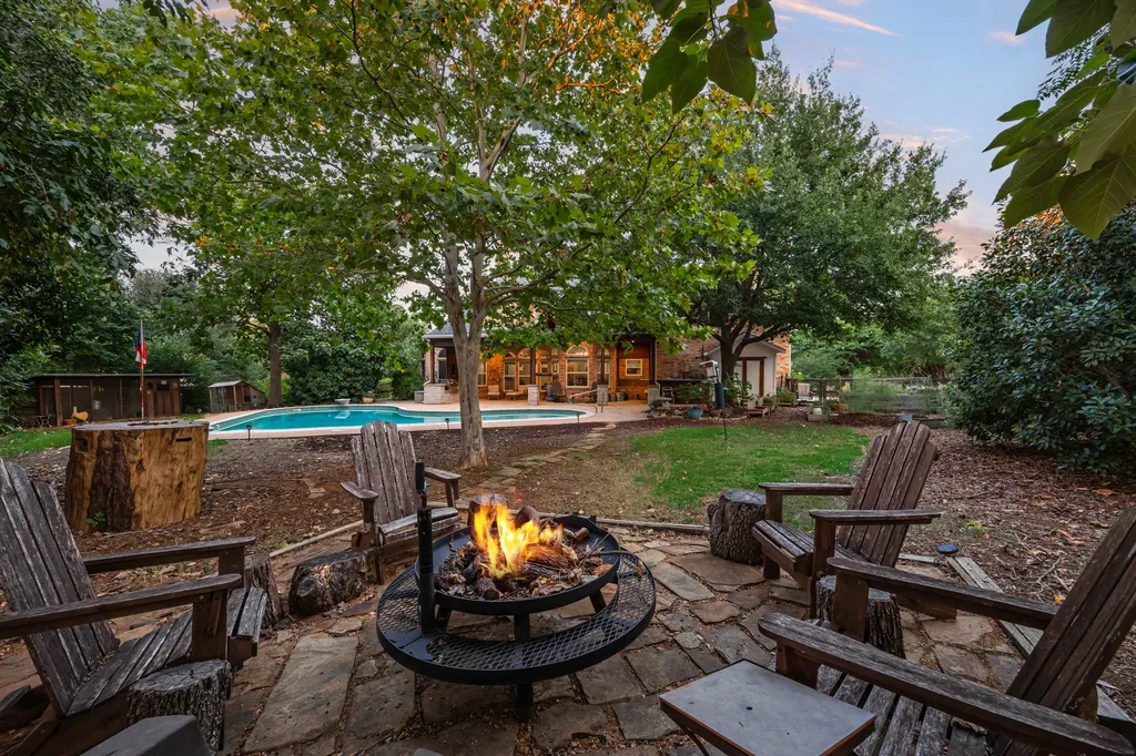 810 Cross Timbers Drive Double Oak TX 75077