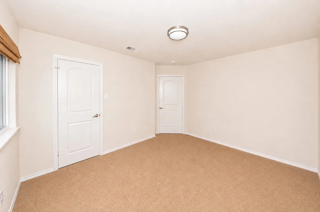 256 Natalie Drive Grand Prairie TX 75051