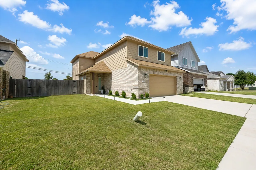 256 Natalie Drive Grand Prairie TX 75051
