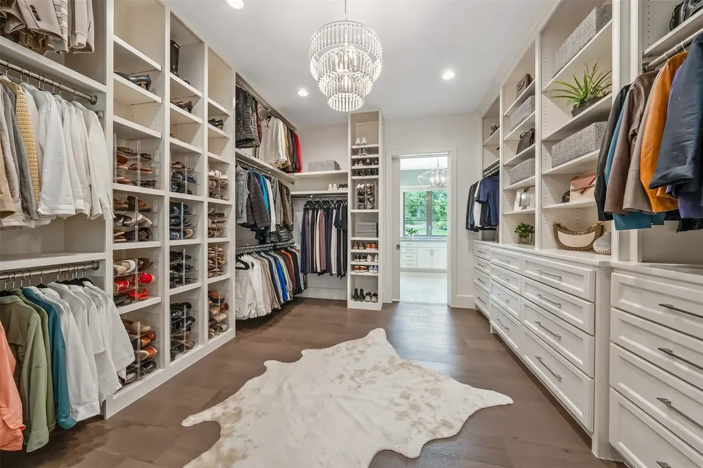 3004 Forest Trail Tyler TX 75703