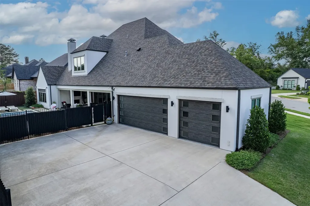 3004 Forest Trail Tyler TX 75703
