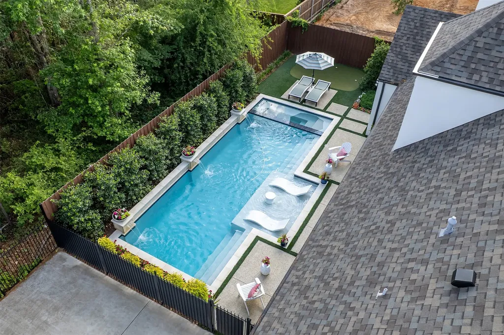3004 Forest Trail Tyler TX 75703
