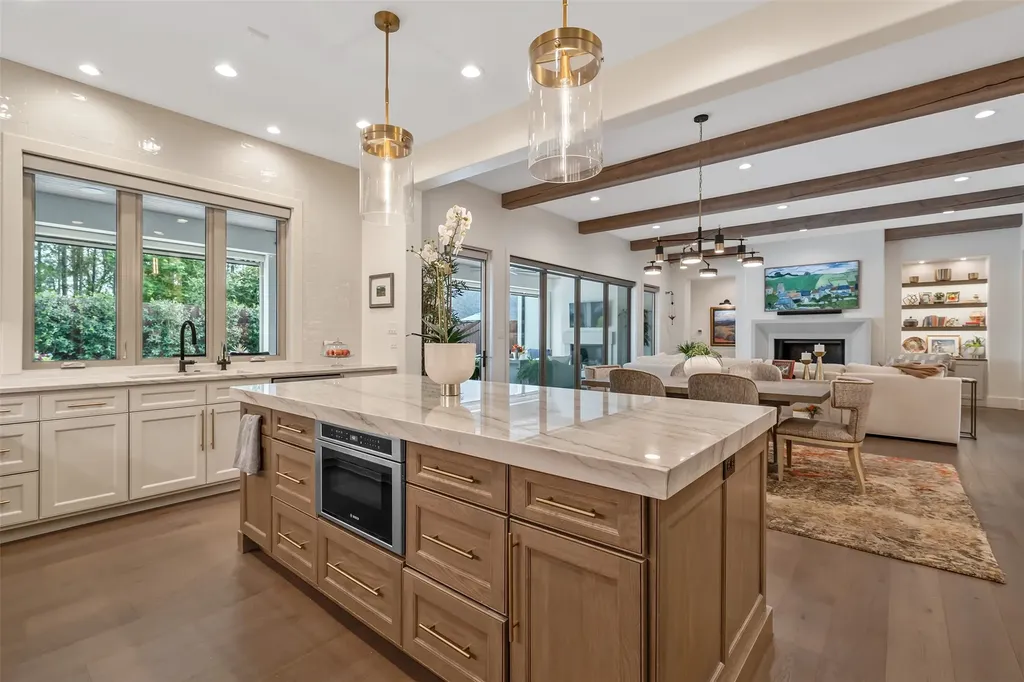 3004 Forest Trail Tyler TX 75703