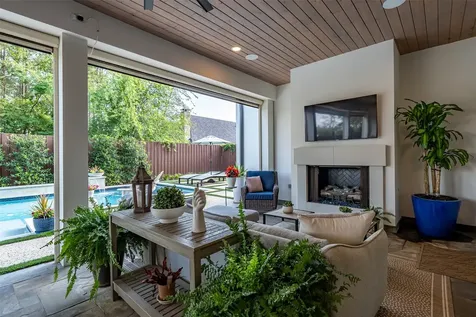 3004 Forest Trail Tyler TX 75703