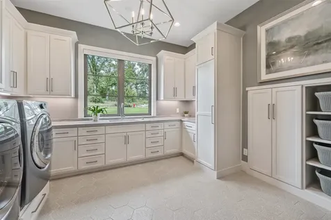 3004 Forest Trail Tyler TX 75703