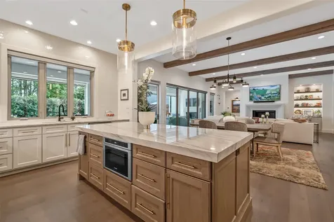 3004 Forest Trail Tyler TX 75703
