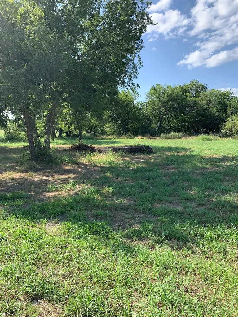 175 Cumberland Trail Runaway Bay TX 76426