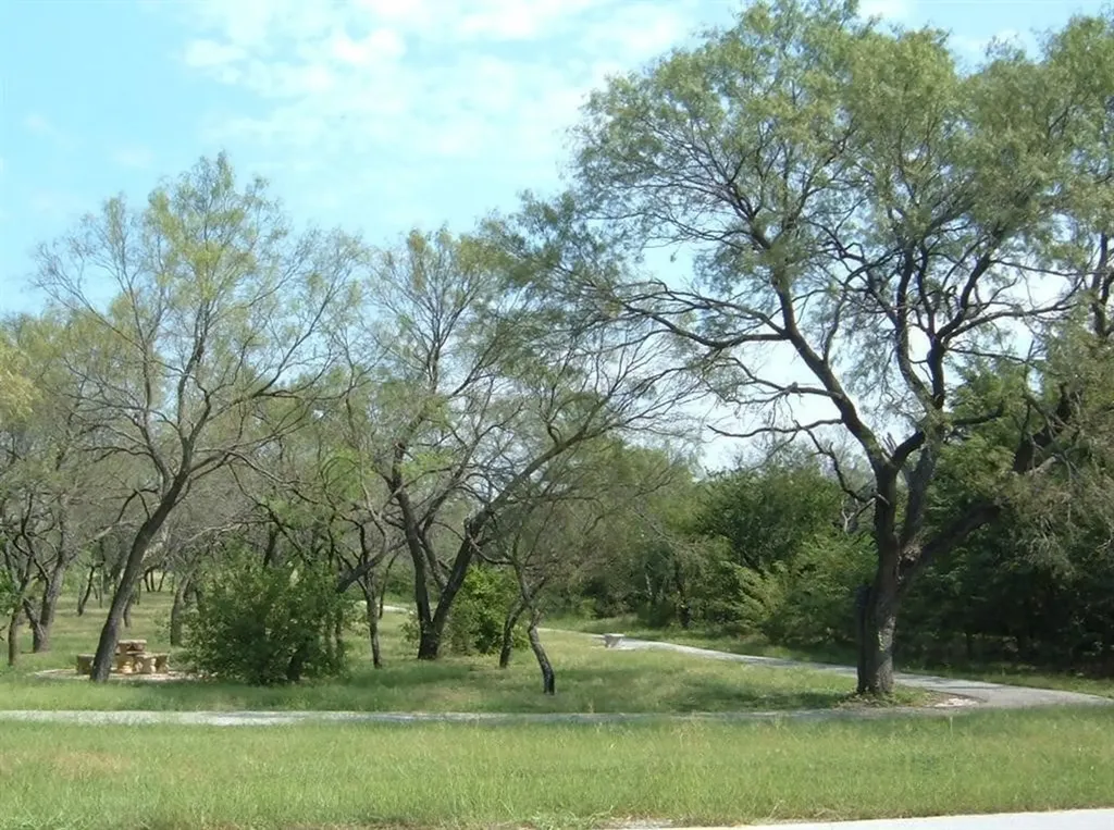 175 Cumberland Trail Runaway Bay TX 76426