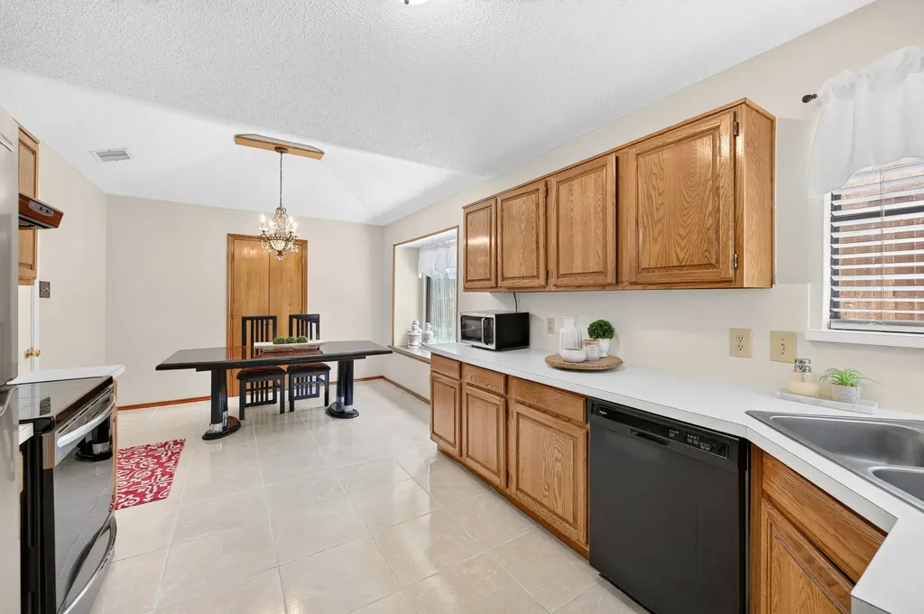 1444 Homestead Lane Carrollton TX 75007