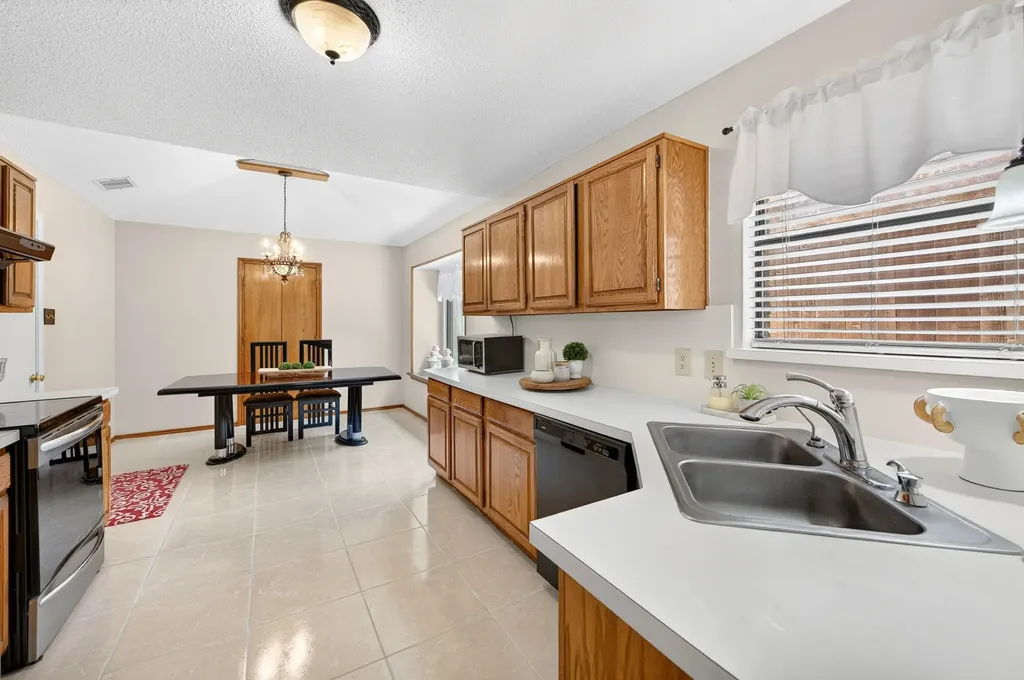 1444 Homestead Lane Carrollton TX 75007