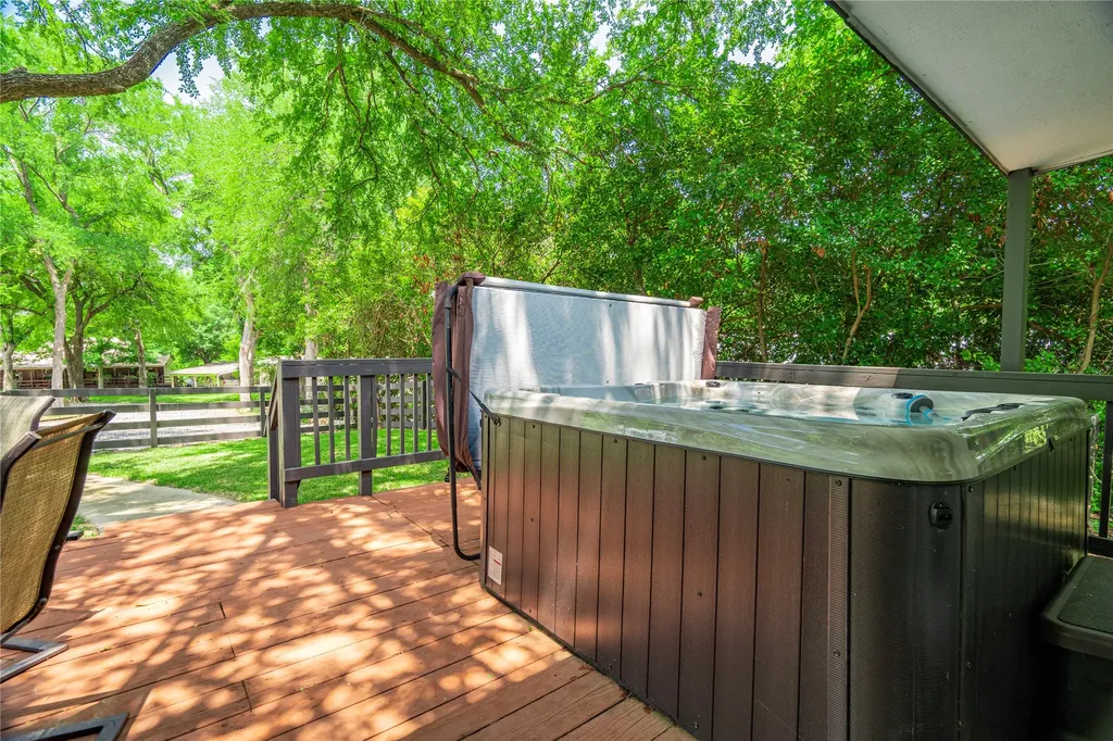 347 Quail Creek Circle Pottsboro TX 75076